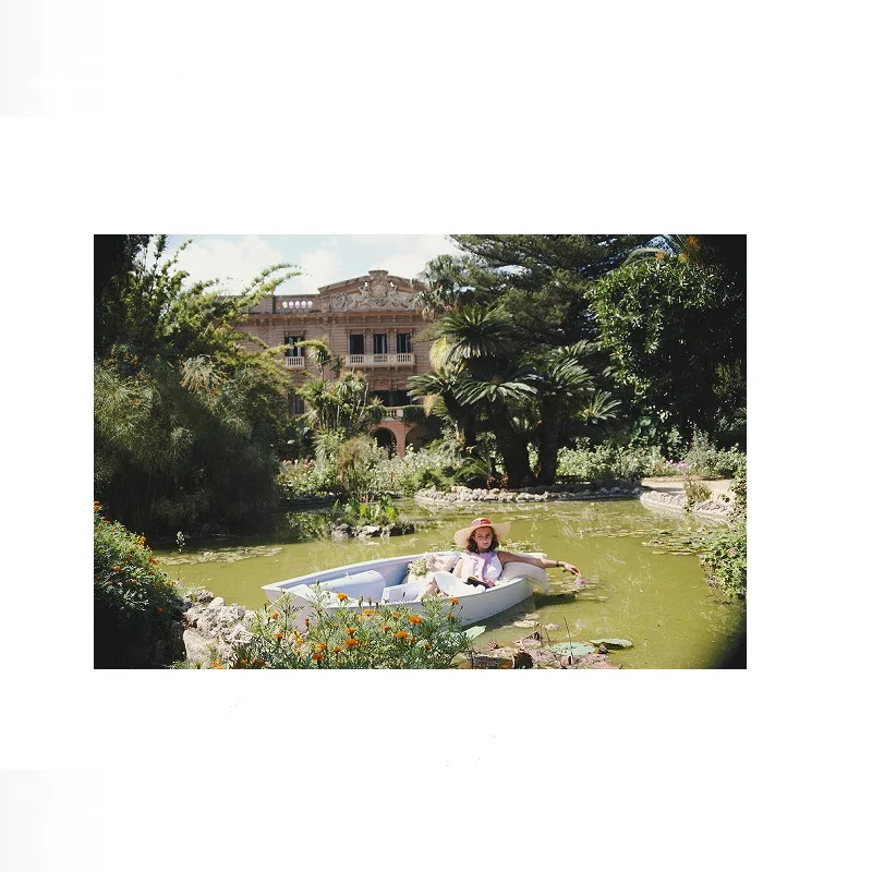 Slim Aarons 'Donna Fabrizia Lanza Di Mazzarino', Print Art Canvas Poster, Living Room, Home Wall Decor Picture