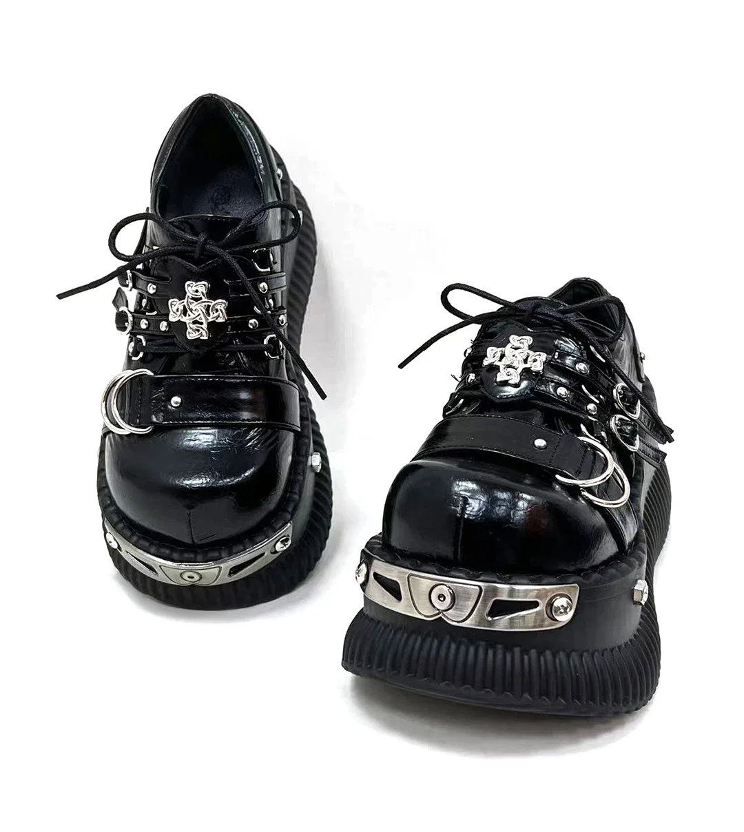 

2024 women's metal punk Spice sweet and cool muffin subculture small man height increase single Niche platform shoes