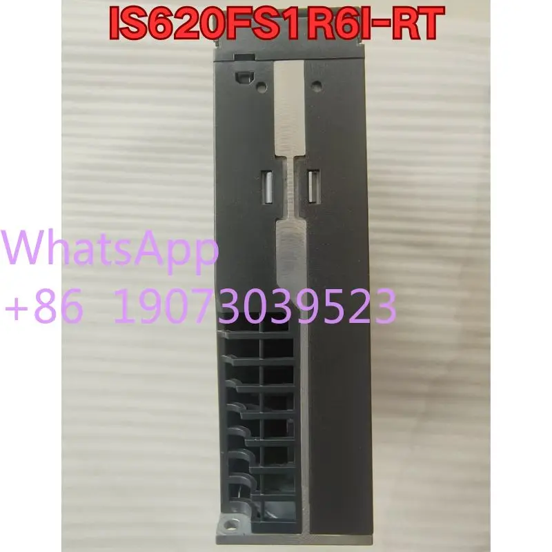 Servo drive IS620FS1R6I-RT usado em boas condições de funcionamento