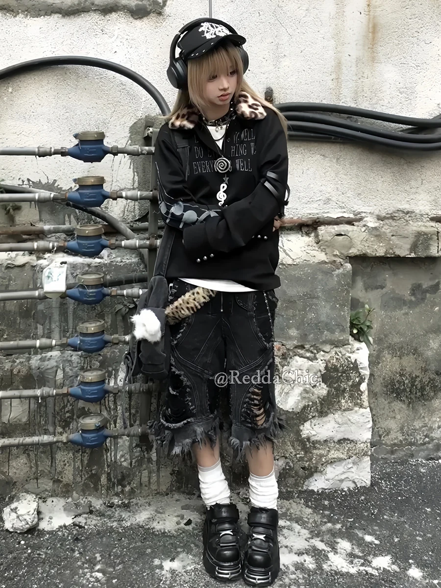 ReddaChic Stitch Raw Hem Cargo Jean Shorts Donna Denim nero Gamba larga Strappato Cerniera Bermuda Pantaloni Harajuku Punk scuro Streetwear