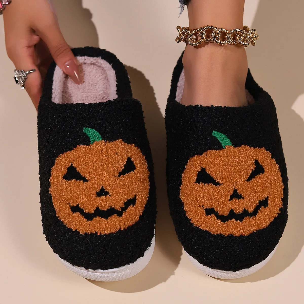 Halloween Pumpkin Smiley Cotton Slippers Thick-soled Winter Household Non-slip Pumpkin Slippers Indoor Women's Winter Warmth