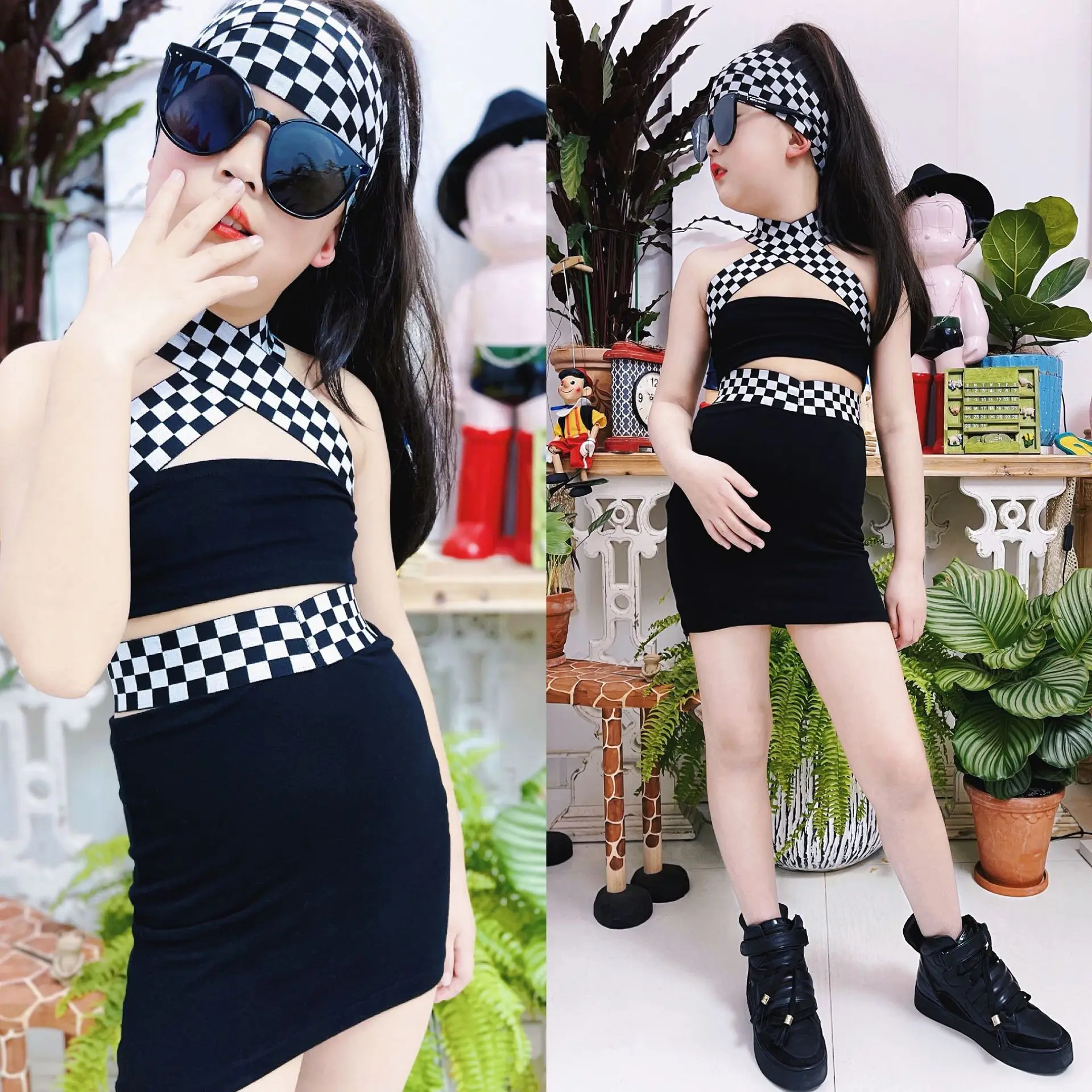 

3pcs baby teenage girls parent-child suit mother and daughter stage suit checkered crop top vest skirt family matching outfits