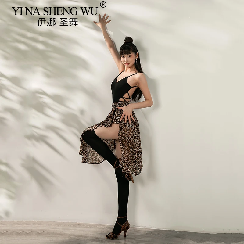 ملابس الرقص اللاتينية للنساء بأكمام طويلة سترة فضفاضة شبكية علوية للكبار ممارسة الرقص ملابس التدريب معطف الرقص الحديث رومبا