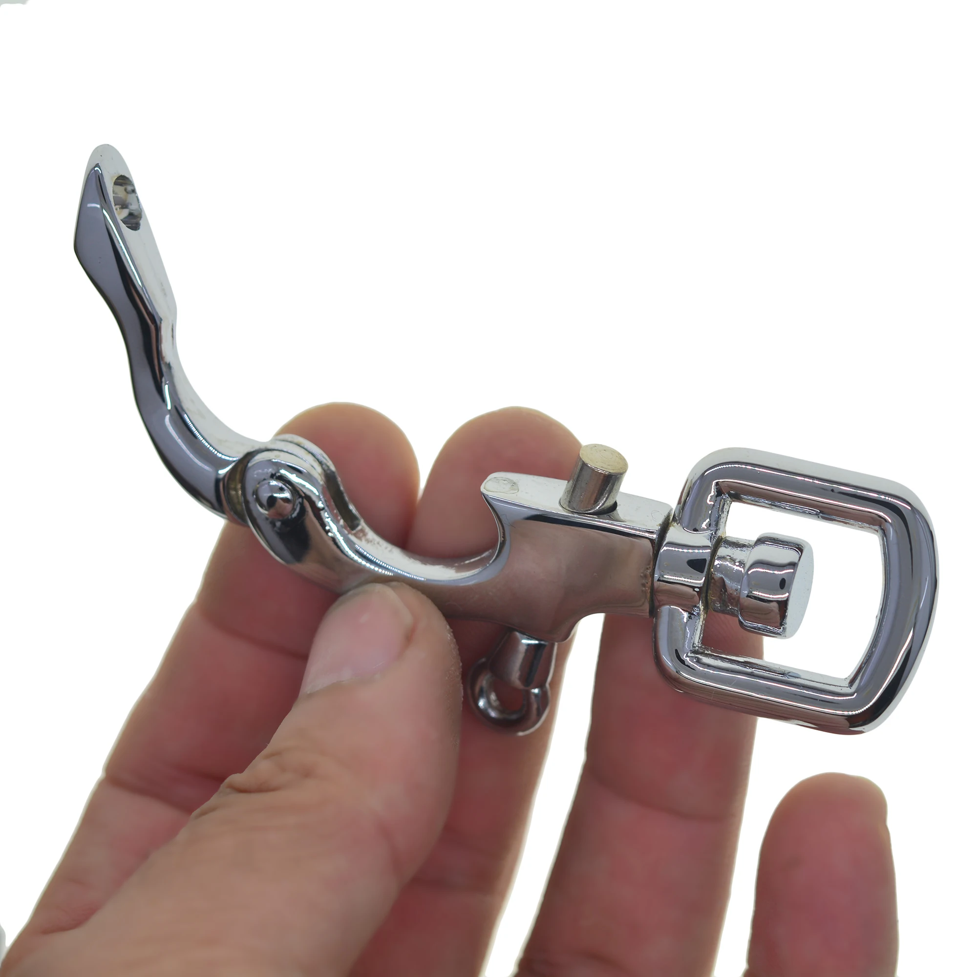 2.8inch large strong solid metal alloy sweden Eagle swivel D shackle hook nautical carabiner hook DIY keychain lanyard dog leash