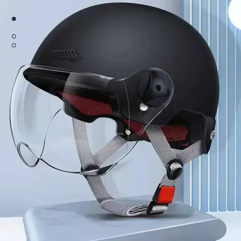 Nuevo casco transpirable para vehículo eléctrico, medio casco para montar en motocicleta, sombrero Universal para las cuatro estaciones para hombres y mujeres, sombrero para coche eléctrico de verano