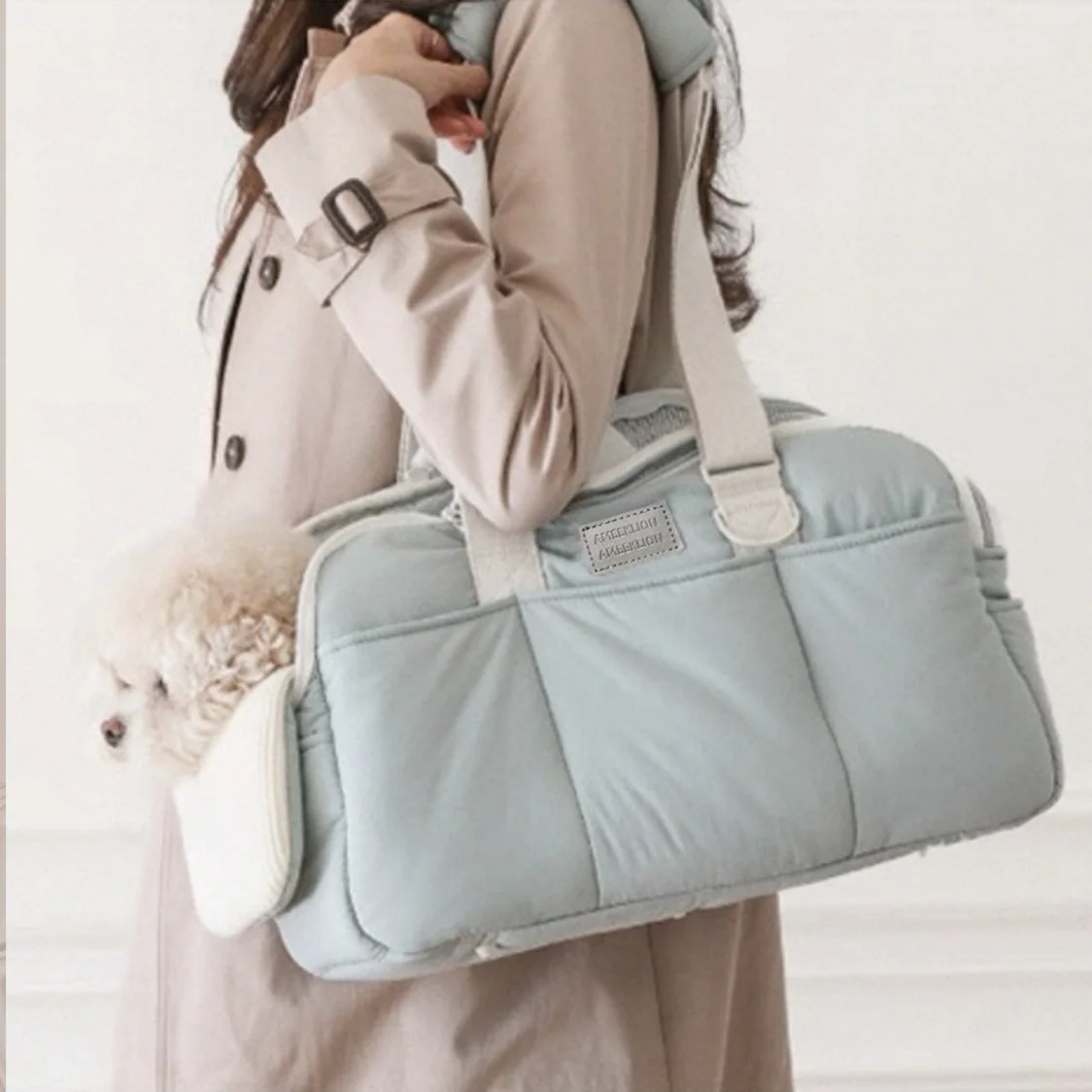 winter Outdoor portable pets bag Warm dog cat travel shoulder bag Pet supplies Large-capacity breath waterproof soft lining bag