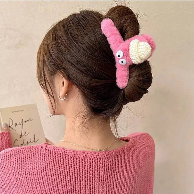 12CM Women Cute Plush Big Eyes Hair Claw Barrettes Hairpins Large Ponytail Hair Clips Girls Hair Accessories Shark Clip Hairgrip