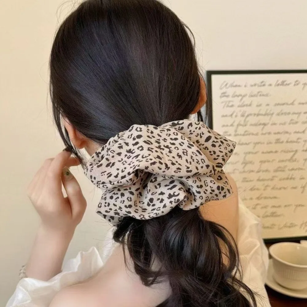 1/2 قطعة ليوبارد طباعة Scrunchie خمر مثير نمط الكمال جريئة تسريحات الشعر اليومية تبدو العصرية إكسسوارات الشعر النساء مثالية الرجعية #5