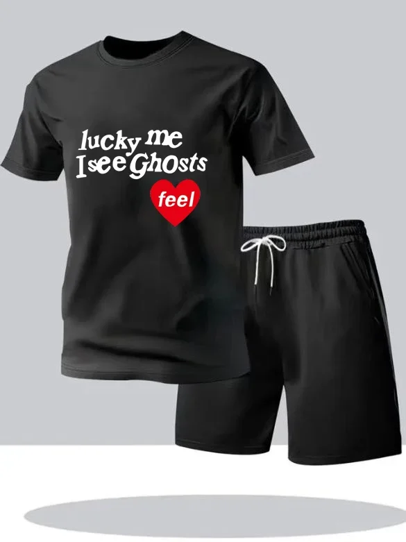 

Мужской комплект из футболки и шорт с графическим принтом "Lucky Me I See Ghosts", комплект из двух предметов с принтом "Red Heart "feel"