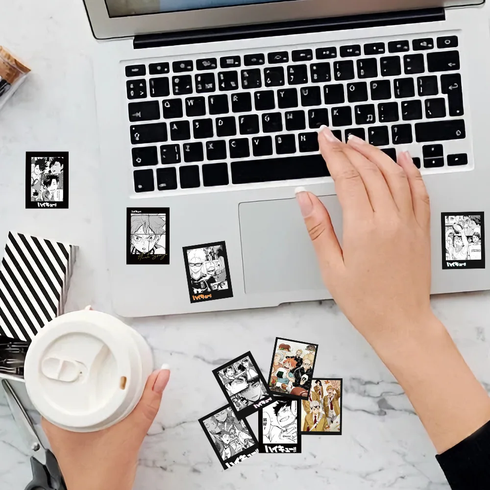 10/30/63 قطعة Haikyuu عاطفي جديد!! هيناتا شويو ‌ ‌   ملصقات بولارويد جرافيتي، ألعاب ملصقة رياضية لجيتار كوب الماء