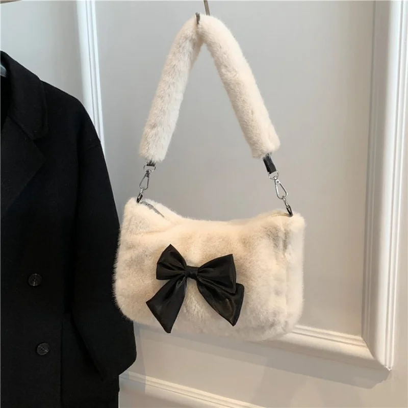 

Women's Elegant Leather Crossbody Bag Featuring Retro Vintage Vibe And Soft Suede Trim Perfect For Daily Errands​