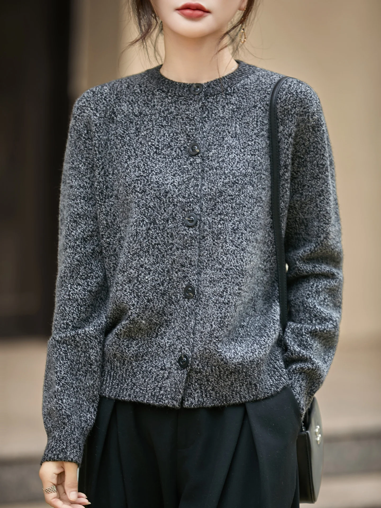 Jia hua Black