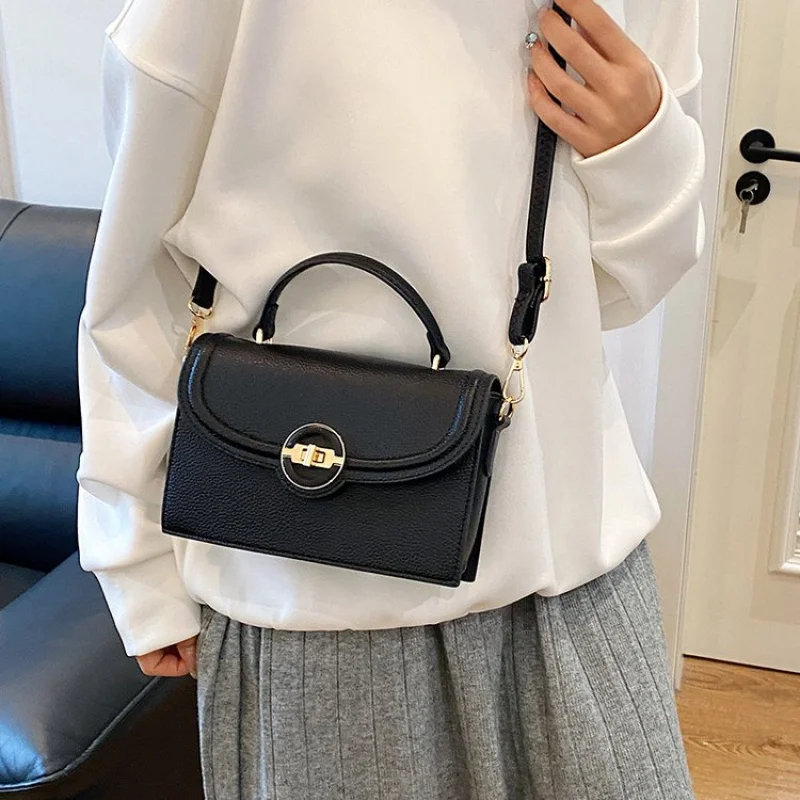 

High-End Luxury Brand Ladies Handbag Leather Trendy Famous Designer Elegant Stylish Hardware Vintage Commuter Bag​