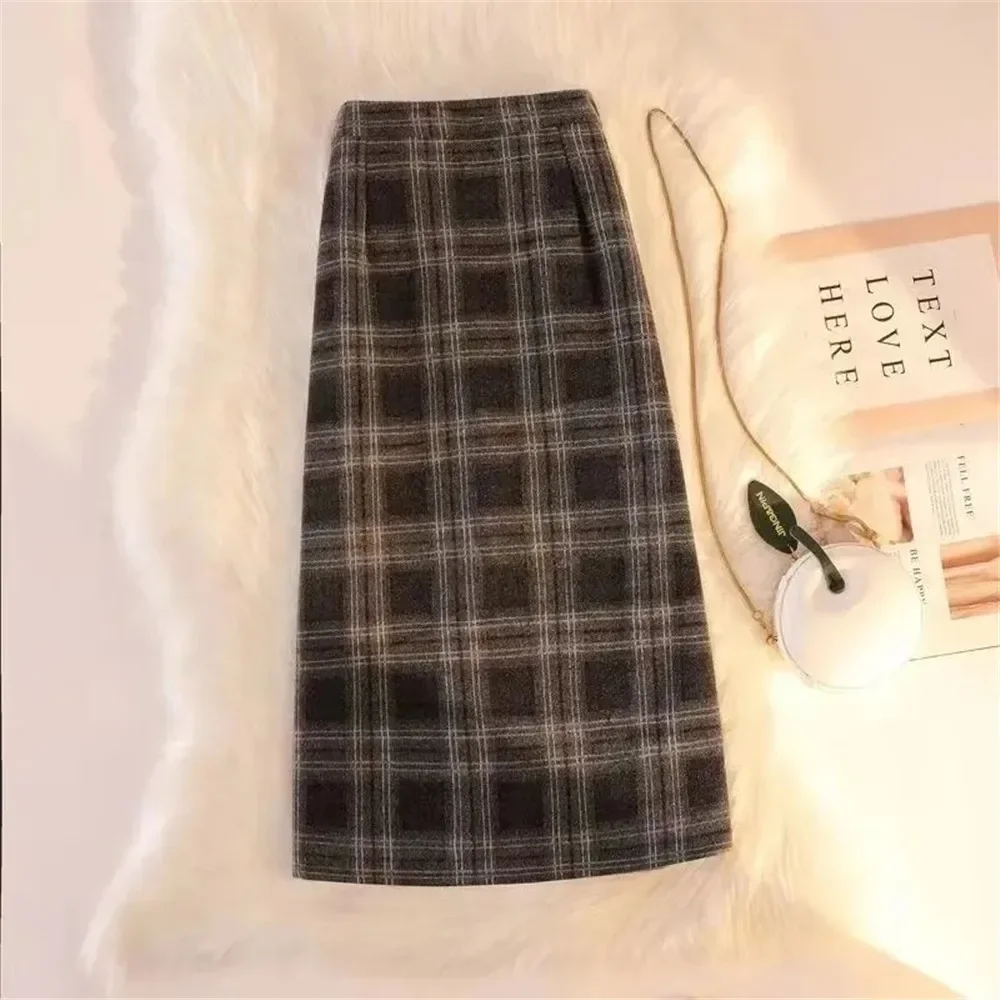 Plaid Wool Skirt Women Autumn Winter Matching Sweater Elastic High Waist A- Line Skirt Korean Vintage Mid-Length Slit Skirt A330