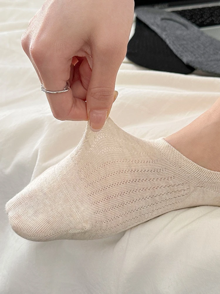 12 Pairs (6 Pairs) of Spring and Summer Breathable Invisible Socks - Thin Low-Cut Socks, Solid and Mixed Colors, Available in Various Colors, Close-Fitting Design, Suitable for Casual and Athletic Wear