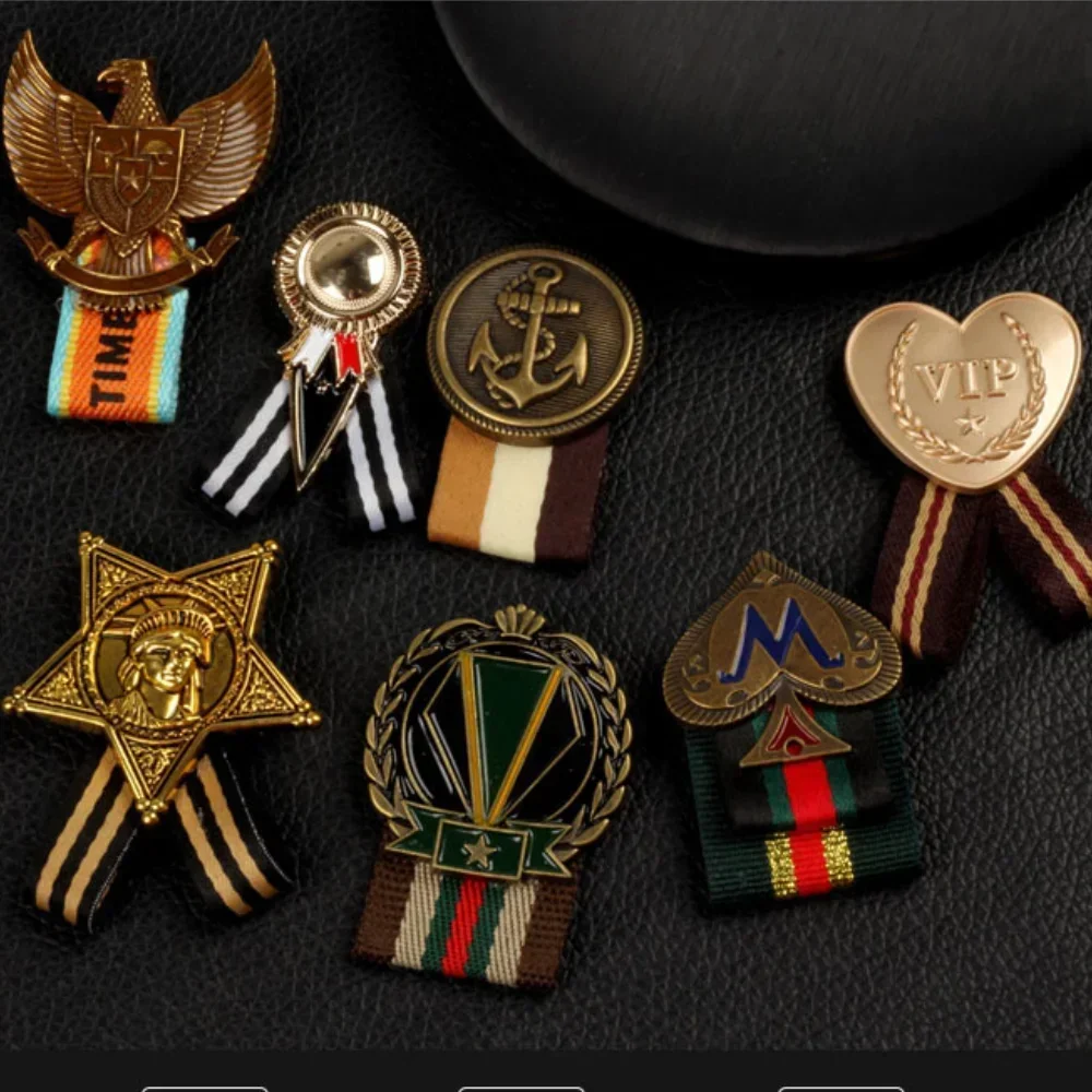 دبوس شارة حزام معدني ، كلية بريطانية كلاسيكية ، اتجاه ياباني وكوري ، ارفع مظهرك ، ارفع مظهرك ، ارفع مظهرك