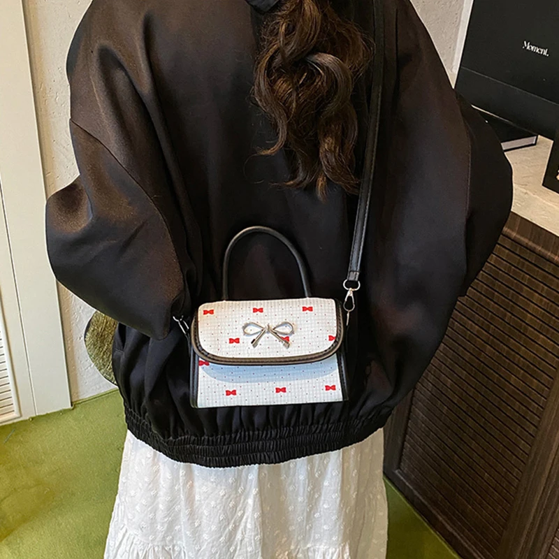 

Fashion Heart Printed Messenger Crossbody Money Phone Purse Bag For Women PU Leather Lady Small Shoulder Bag Hasp Handbag Clutch