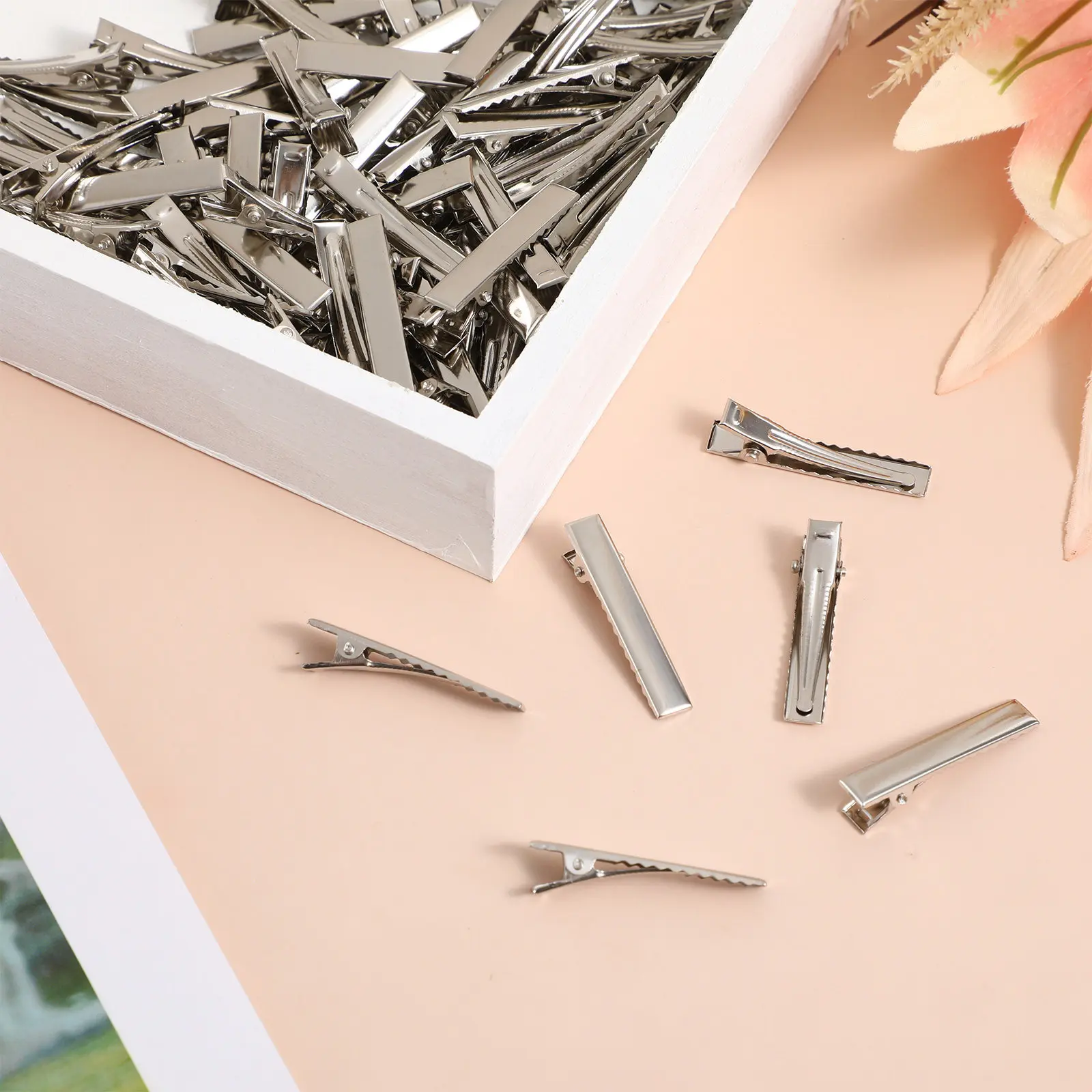 100Pcs 4Cm Alligator Hair Clips Duckbill Barrettes Metal Teeth Design for DIY Hair Clips Bow Flower Attachment Styling