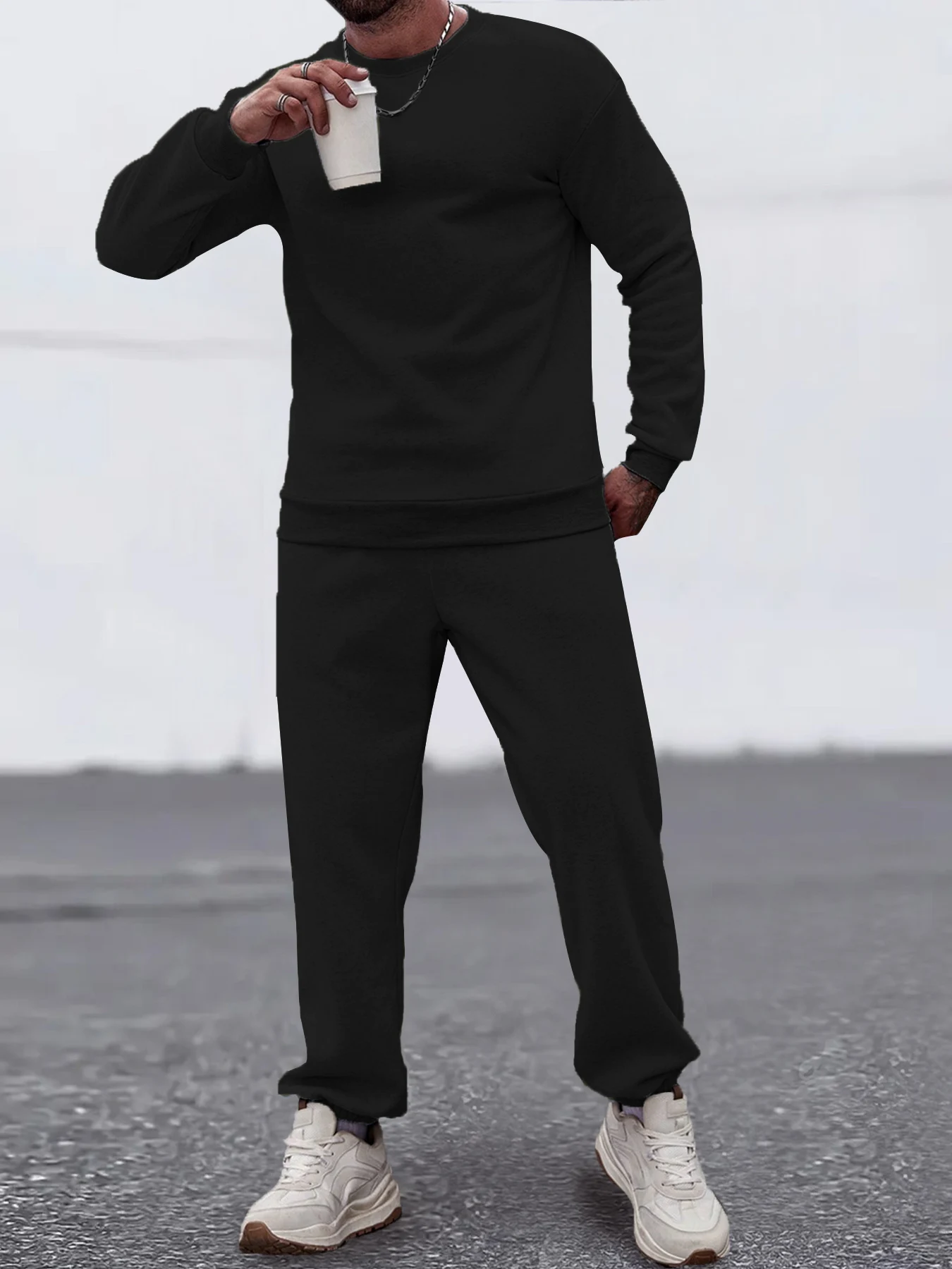 

Men's Minimalist Tracksuit, Solid Dark Gray Sweatshirt & Matching Joggers for Daily Wear
