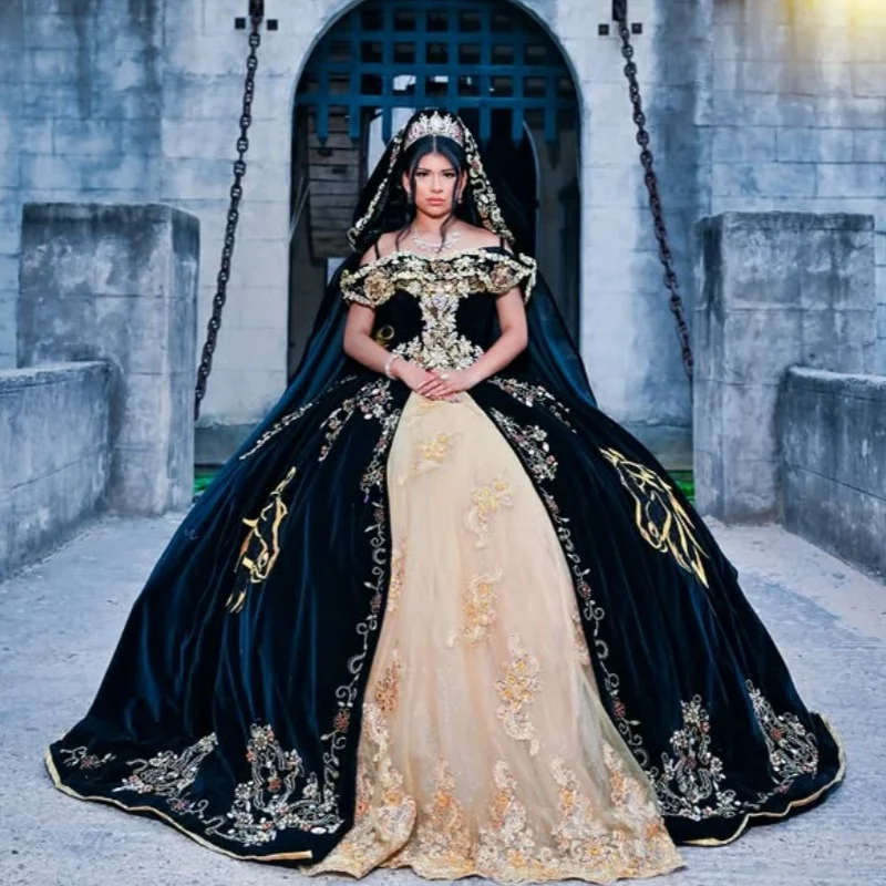 

Velvet Black Quinceanera Dress crystal Decal Long tail glitter 3D flower decal Lace Bow Vestidos De 15 Quinceanera ﻿Customize