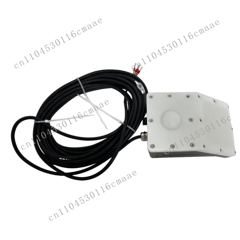 Advanced IP68 waterproof radar flowmeter sensor for industrial wastewater and sewage flow measurement, used in liquid media