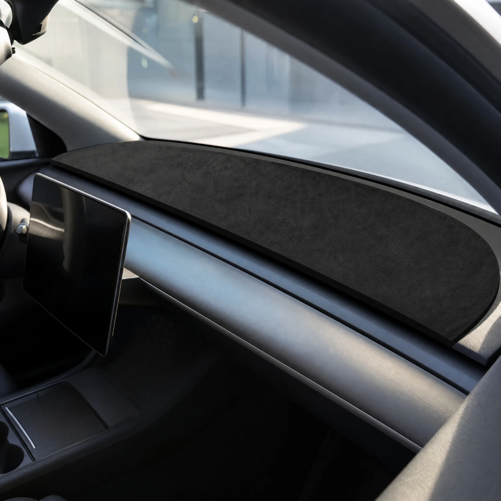 Dash Mat Soft Anti-Glare Dashboard Mat Car Accessory Odorwithout for Bright-Weather Travel, Everyday Driving