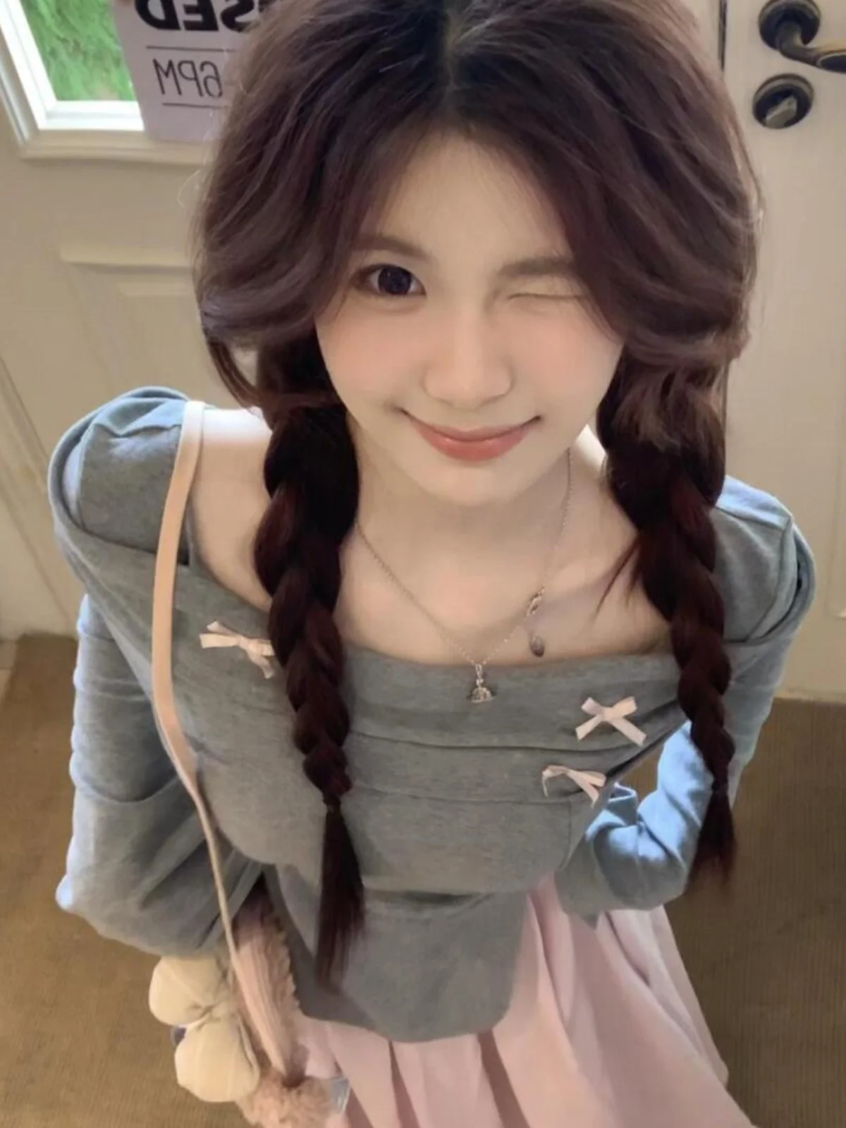 

Свитера Джемперы Пуловеры Женский свитер оверсайз Женский вязаный топ с короткими рукавами Вязаный трикотаж с меховым воротником в полоску Сафари