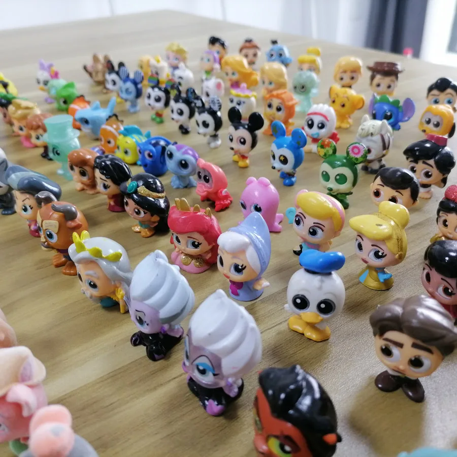 Doorables Collezionismo Bambole con occhi di vetro rari Serie 4 5 6 Figurine Disney Action Figures di cartoni animati Regali di compleanno per bambini