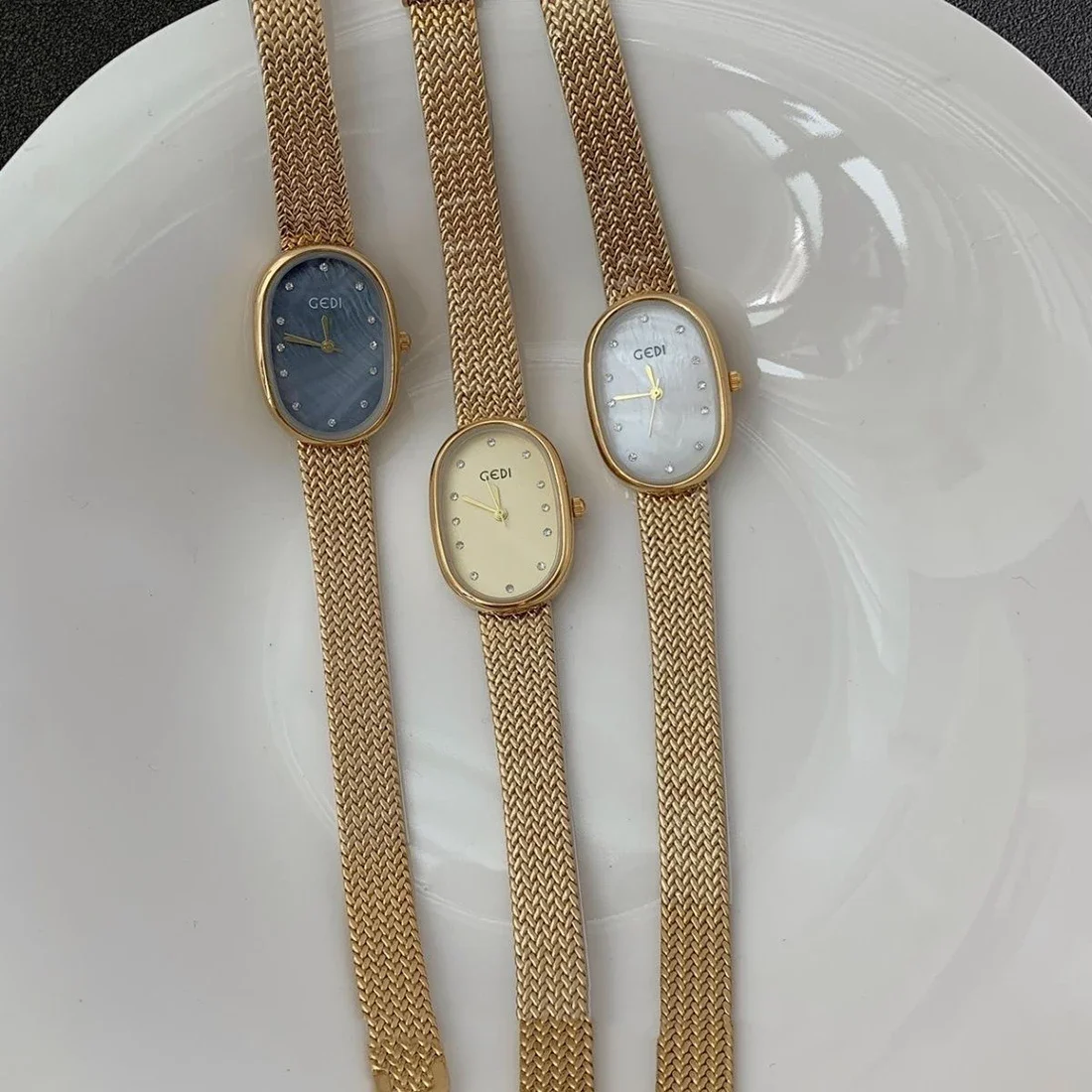 GEDI Orologio al quarzo da donna Orologio ovale di lusso Tonneau quadrante moda Vintage oro rosa argento blu Orologio da polso da donna