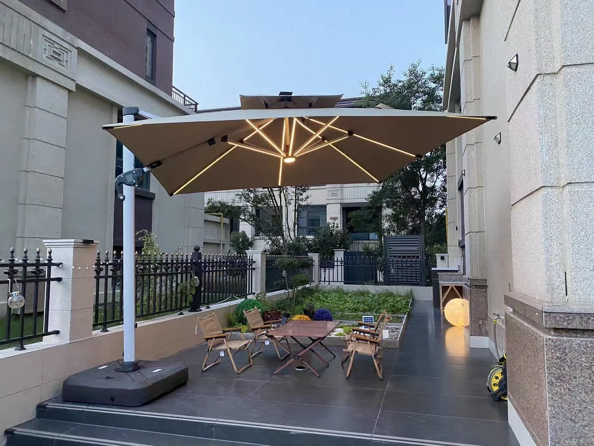 Customized Square Cantilever Umbrella  Waterproof Aluminum Frame with Hand Crank & Height Adjust for Hotel Restaurant
