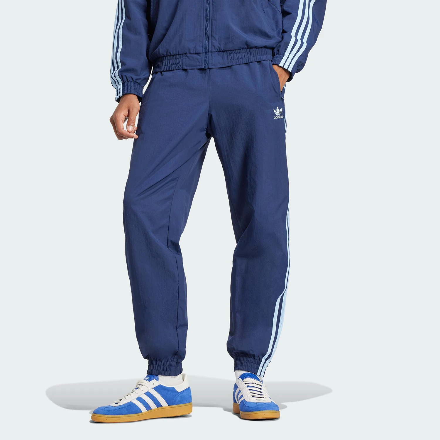 

Adidas Official Genuine Three Stripes Men's Retro Woven Tapered Sports Pants JP1249