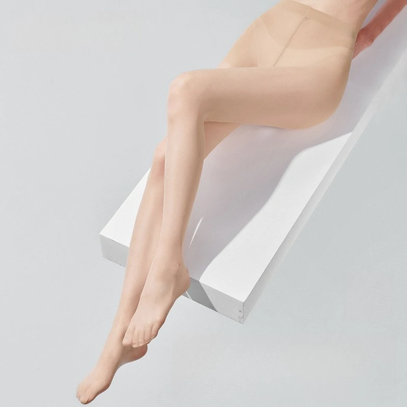 Women's Sheer Tights 20 Denier Control Top Pantyhose with Reinforced Toes