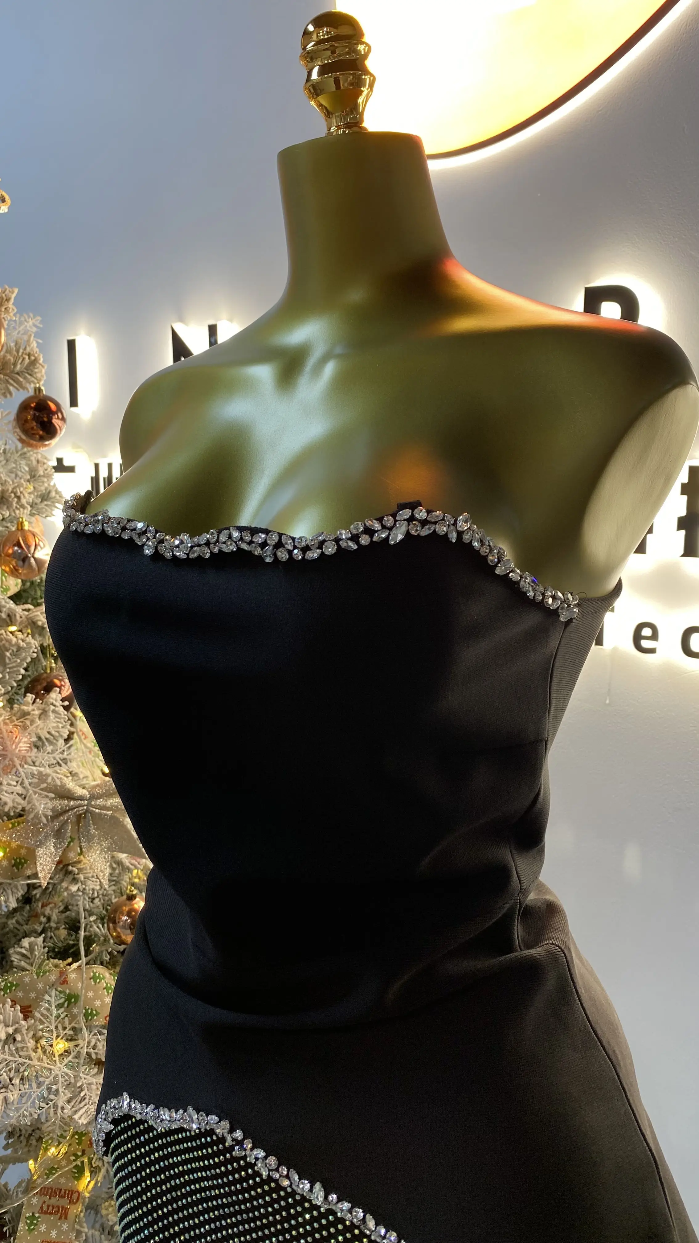 Hohe Qualität Frauen Sexy Trägerlosen Zwei Stück Funkelnden Diamant Bodycon Anzug Nachtclub Party-GZMM477