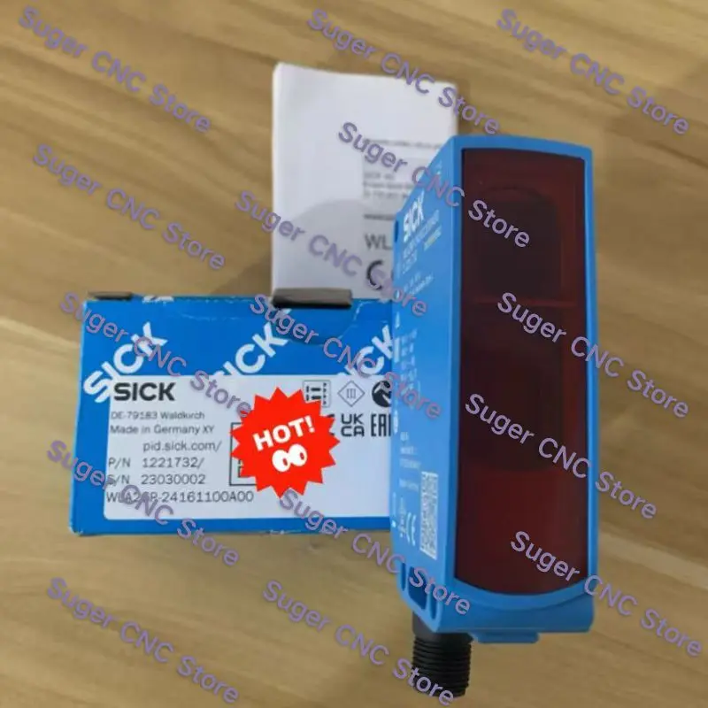 New WLA26P-24161100A0 photoelectric sensor 1221732, fast shipping