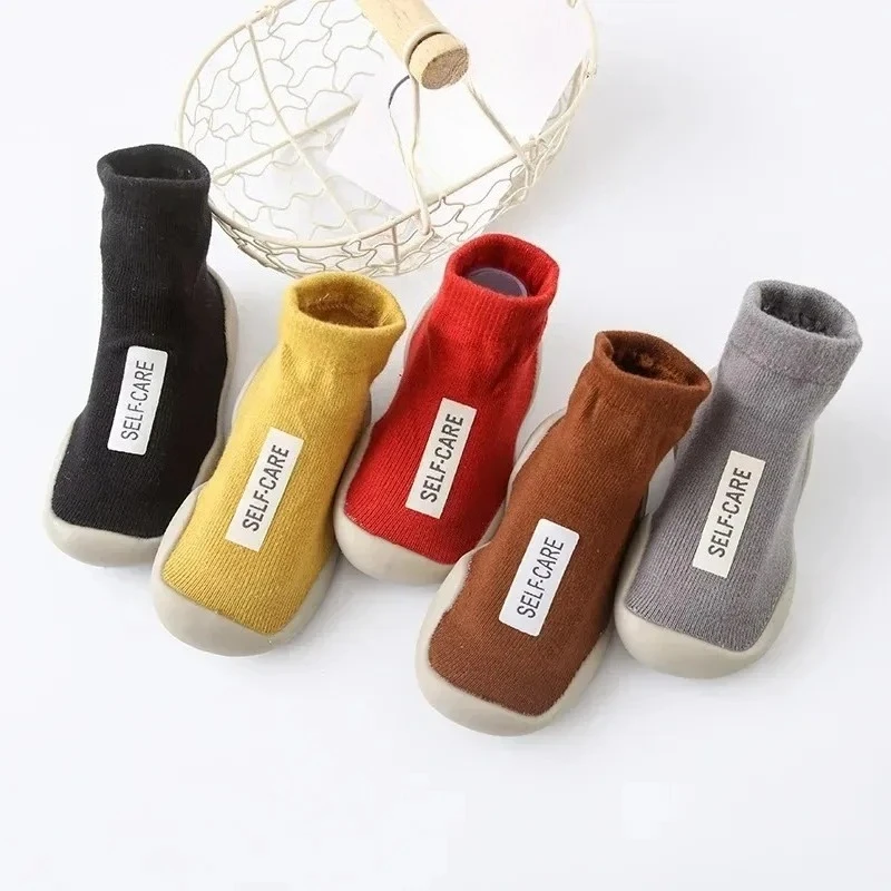 

Детские первые носки, обувь для ходунков для маленьких мальчиков и девочек, резиновая мягкая подошва, напольная босиком, детская повседневная обувь, вязаные пинетки