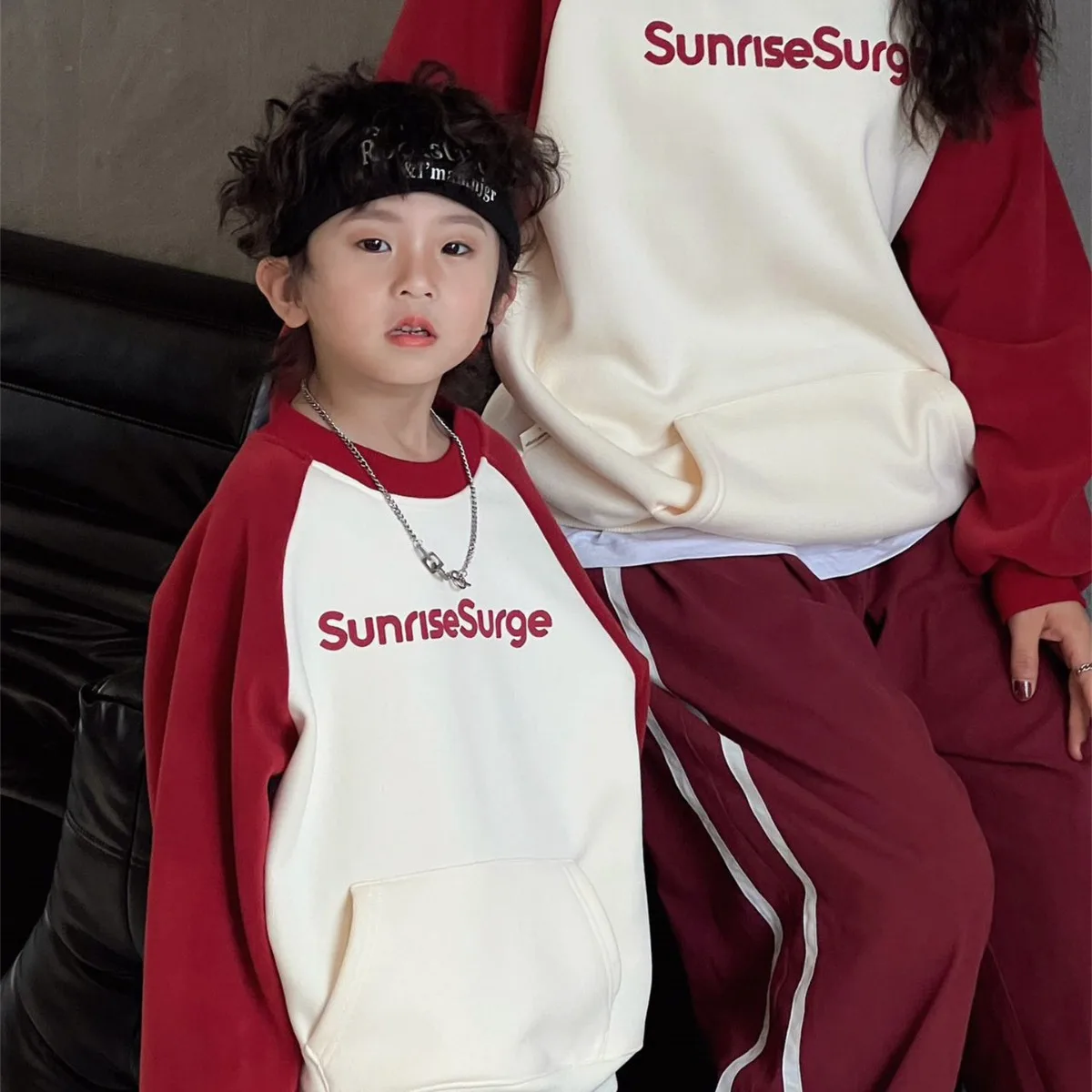 

Family Sweatshirts Winter New Parent-child Matching Clothes Fashion Mother Father and Daughter Baby Son Long Sleeve Tops Korean