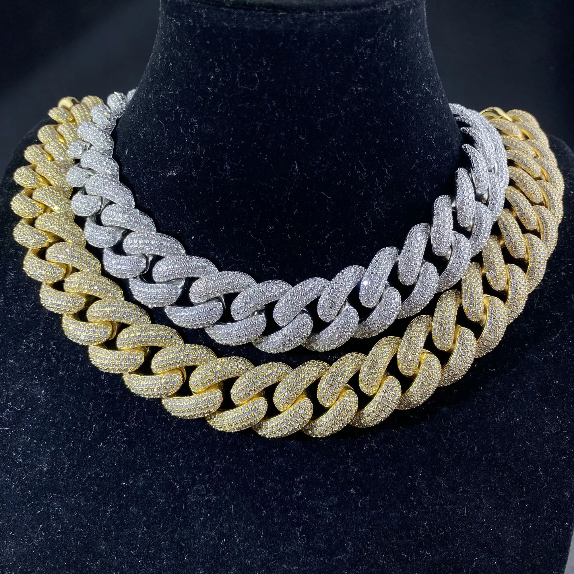 

Wholesale Luxury Fashion Jewelry Iced Out hip hop Heavy 4 Rows Miami Cuban Link Chain Necklaces