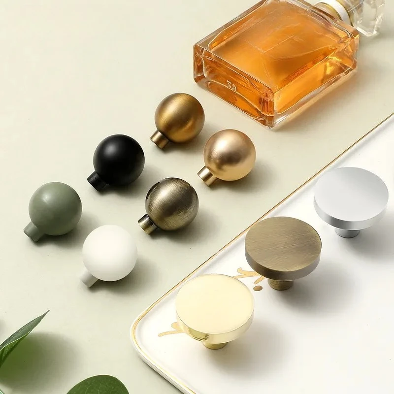 Modern Simple Round Ball Cabinet Handle Light Luxury Single Hole Knob for Wardrobe Door Coffee Table Bookcase Bedside Drawer