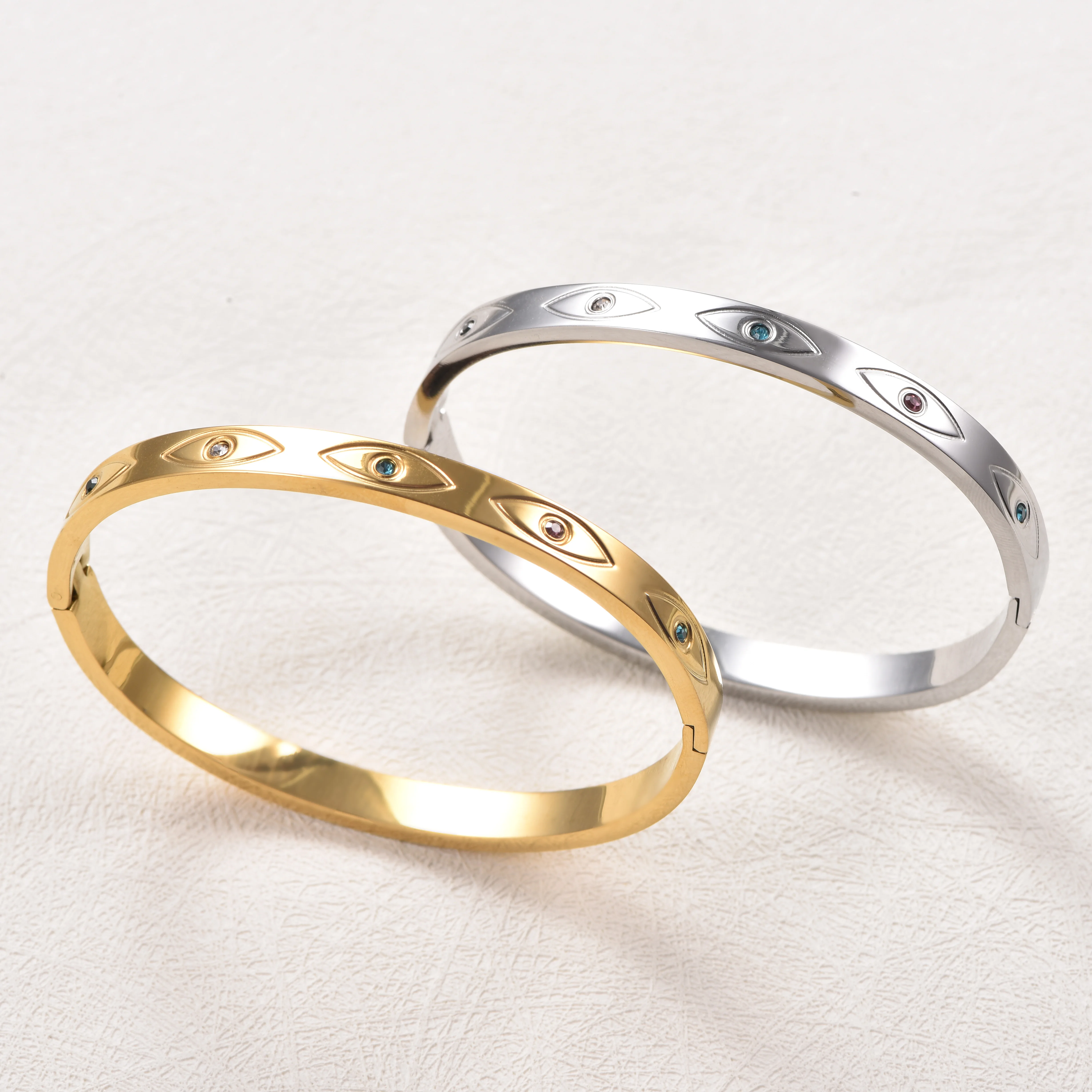 Hypoallergenes Edelstahl-Armband mit bösem Blick, vergoldet/versilbert, wasserdichter Schmuck für den täglichen Gebrauch. – Detail 5