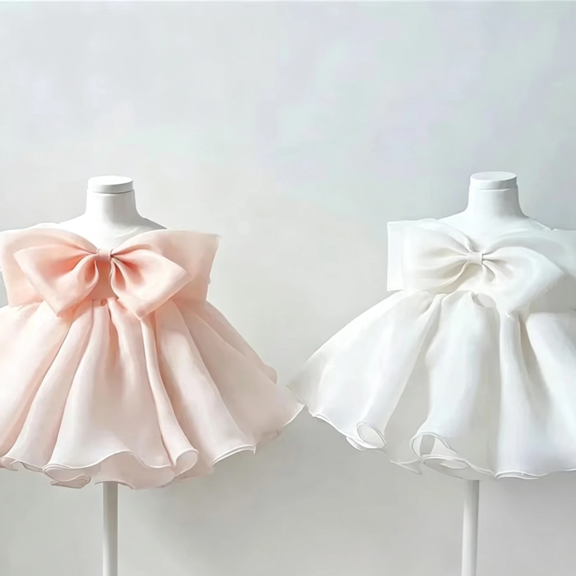Customized Flower Girl Dress For Wedding Satin Bow Knee Length Sleeveless Elegant Kids Birthday Party First Communion Gown