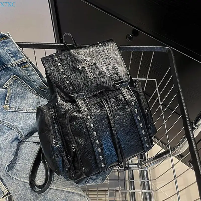 

X7XC Стильная школьная сумка из искусственной кожи Повседневный рюкзак Большая школьная сумка с заклепками