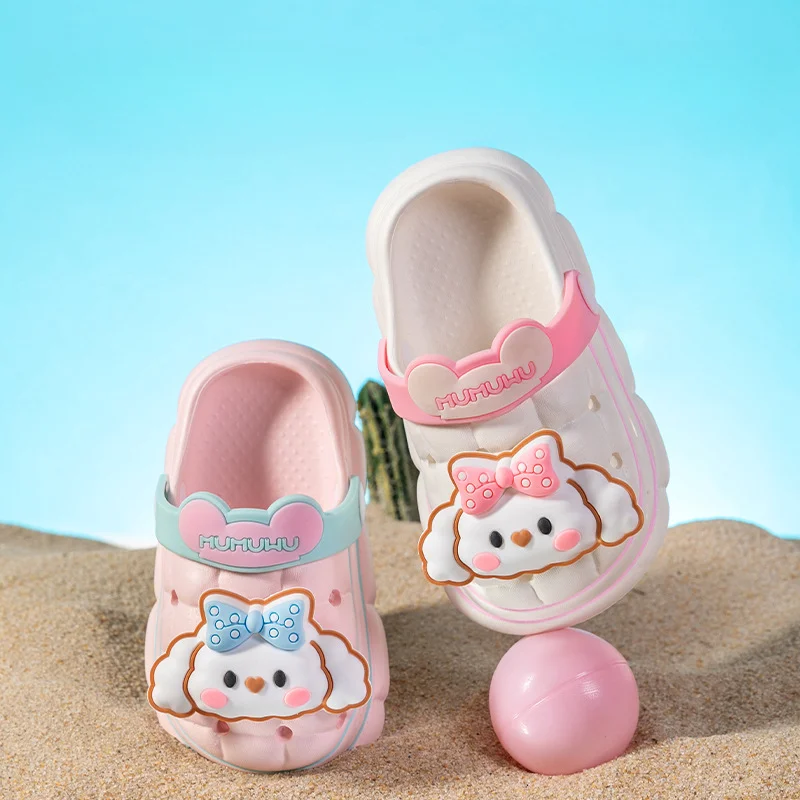 

New Summer Cute Cartoon Children's Hole Shoes for Girls To Wear Outside Non Slip Slippers with Soft Soles Boys' Outdoor Beach