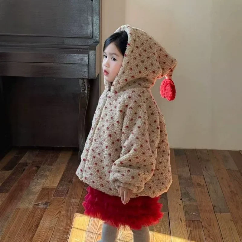 Girls' Autumn Winter Sweet and Cute Jacquard Love Lamb Fleece Coat Thick Velvet Three Dimensional Love Hooded Coat