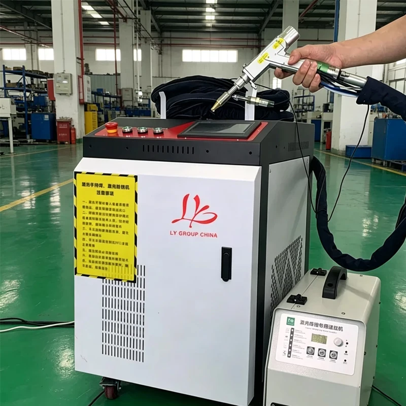Handheld Laser Cutting Machine 5In1 Welding Cutting Cleaning Rust Removal BWT 3KW 2KW 1KW Welder for Metal Steel Battery Cutter