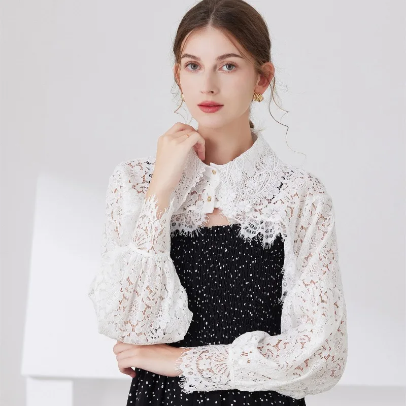 1-par-de-abrigos-pequenos-de-estilo-chal-a-la-moda-combinados-con-un-vestido-halter-una-blusa-corta-versatil-de-encaje-estilo-chal