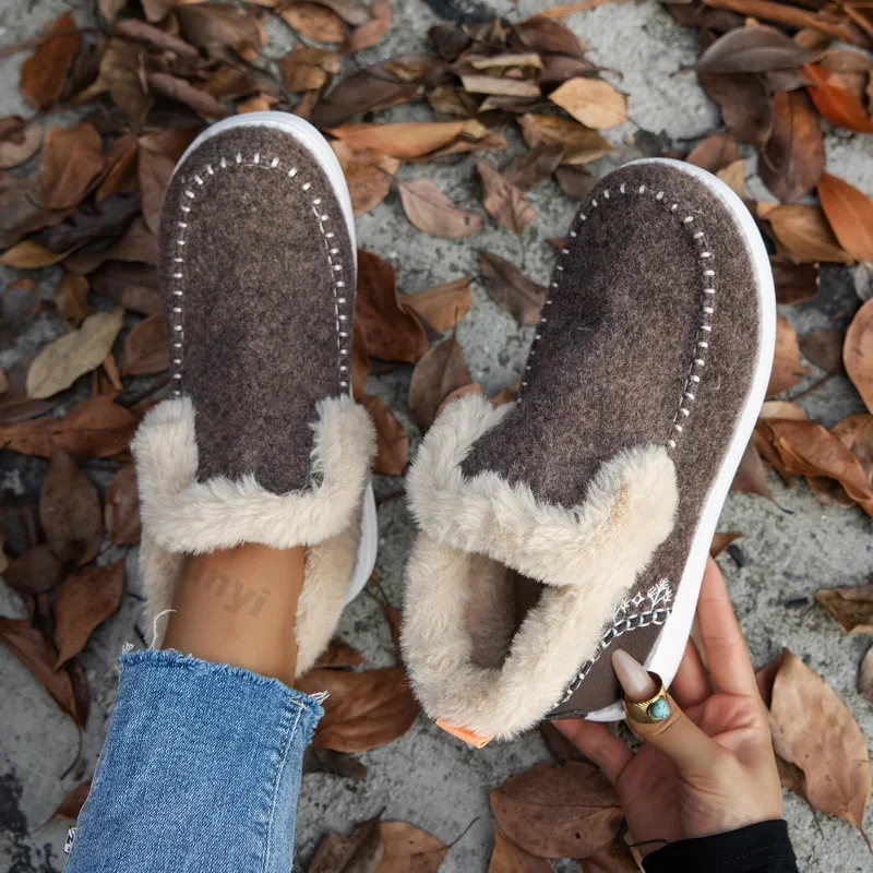 Thick Plush Snow Boots for Women 2025 Winter New Warm Slip on Thick Cotton Shoes Woman Lightweight Outdoor Flats Ankle Boots image 5