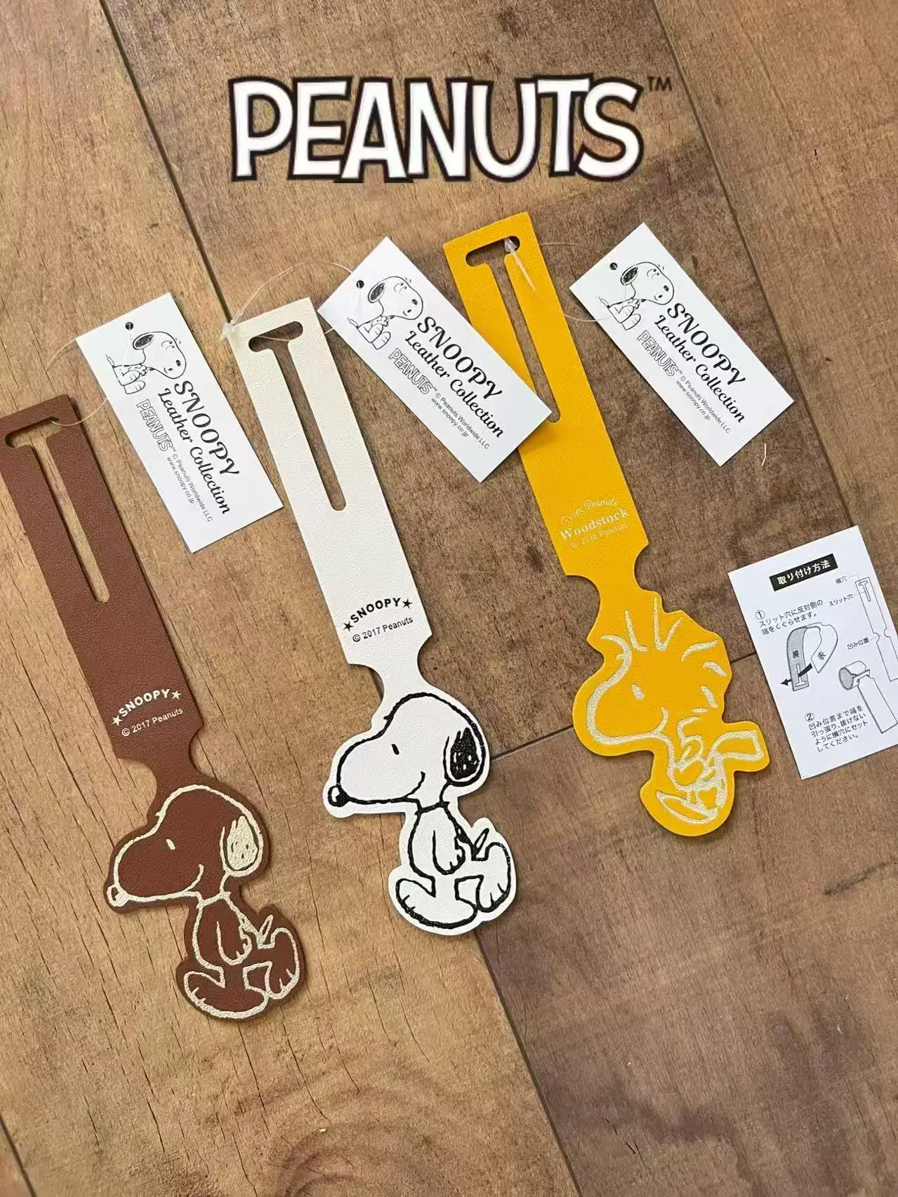 Etiqueta de equipaje de Snoopy de dibujos animados, bonita etiqueta de equipaje de viaje, colgante antipérdida, amuleto para bolso, accesorio de viaje de moda para fans