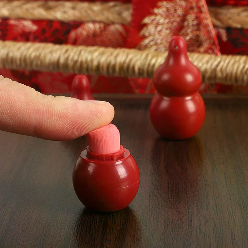 Mini Kalebasvormige Siliconen/Nylon Lippenselen Draagbare Lippenstift & Lippenbalsem Applicator Met Dop Perfect & Smudge Tool