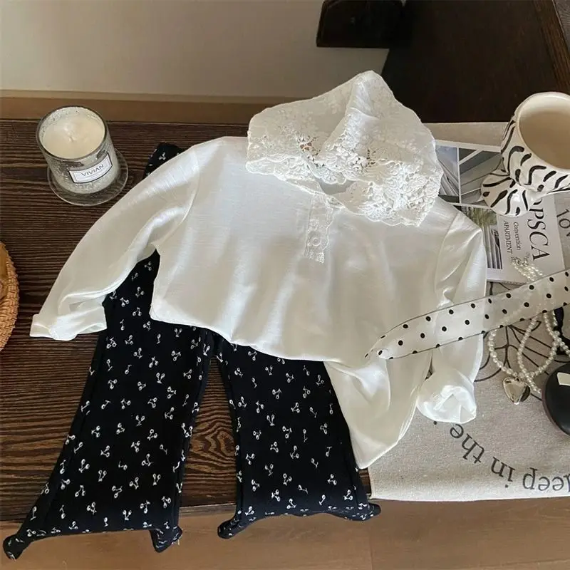 Childrens Clothing 2026 New Spring Girls Lace Long Sleeve T-Shirt Childrens Fashionable Hoodie Top Bell-bottom Pants Set Trendy