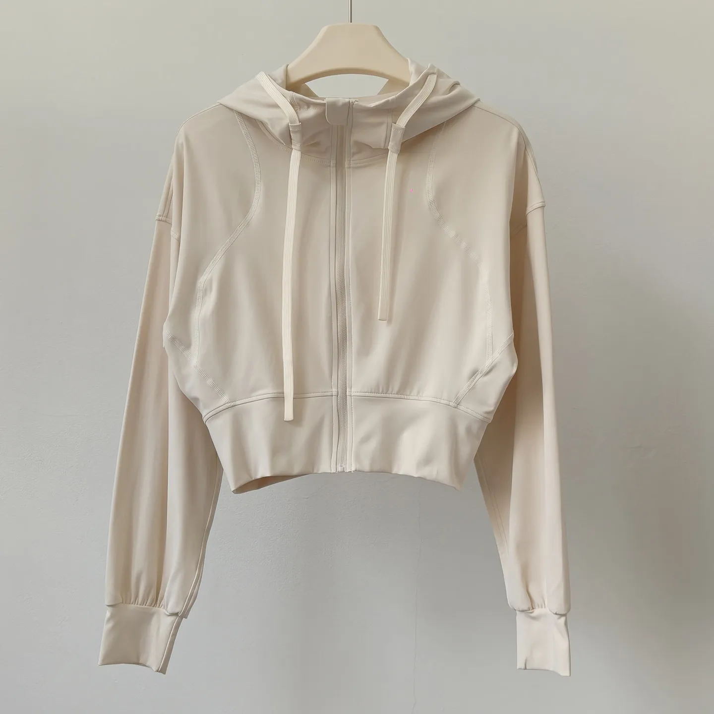 Damen Slim Fit Langarm Yoga-Oberteil Pilates-Trainingskleidung Kapuzen-Freizeitjacke Kurze Sportjacke Lockerer Mantel Shirt – Detail 5